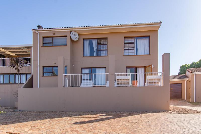 To Let 3 Bedroom Property for Rent in Sonstraal Heights Western Cape